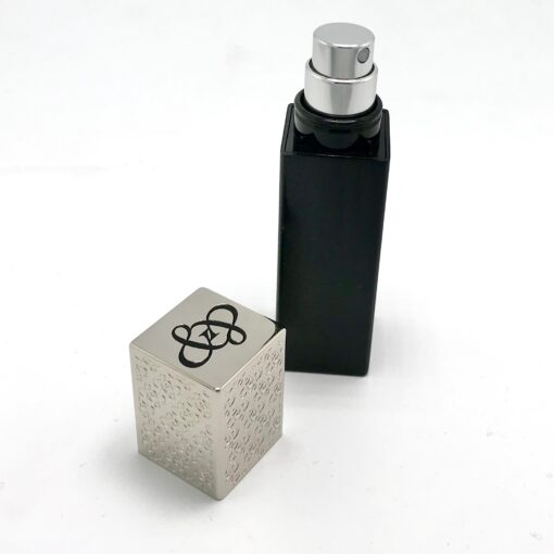 Luxury spray case open refillable